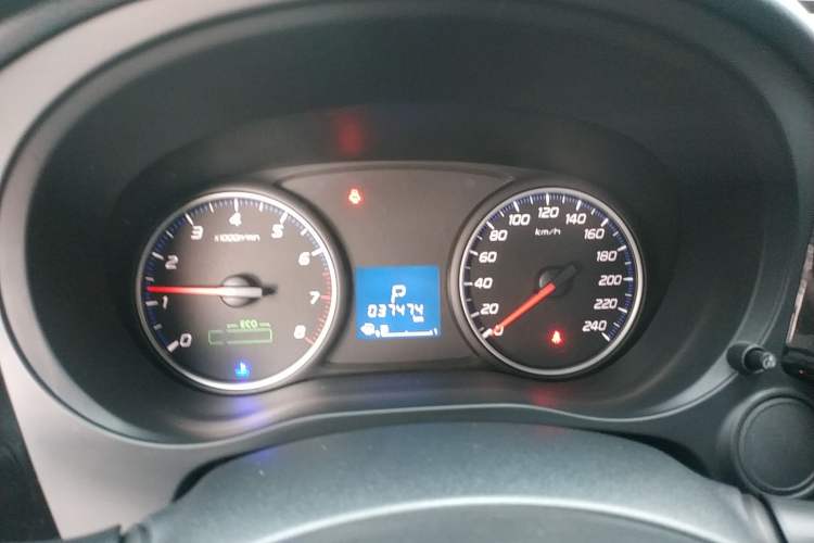 Used Mitsubishi Outlander 2021 Revised Version 2.0L Two-Wheel Drive Comfort Edition 5 Seats Instrument Cluster