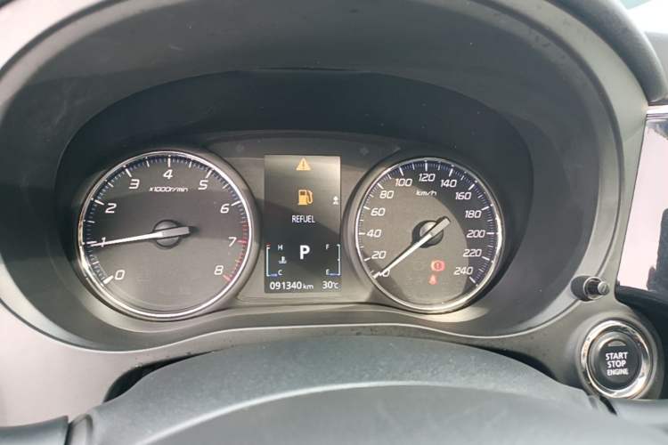 Used Mitsubishi Outlander 2021 2.0L Two-Wheel Drive Comfort Edition 5 Seats Instrument Cluster