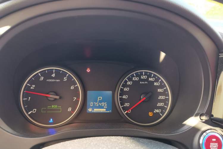 Used Mitsubishi Outlander 2021 Revised Version 2.0L Two-Wheel Drive Comfort Edition 5 Seats Instrument Cluster