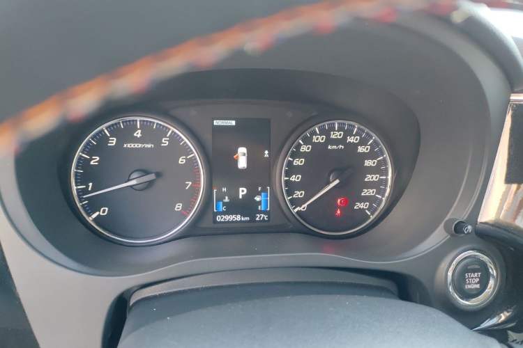 Used Mitsubishi Outlander 2021 2.4L 4x4 Comfort Edition 5 Seats Instrument Cluster