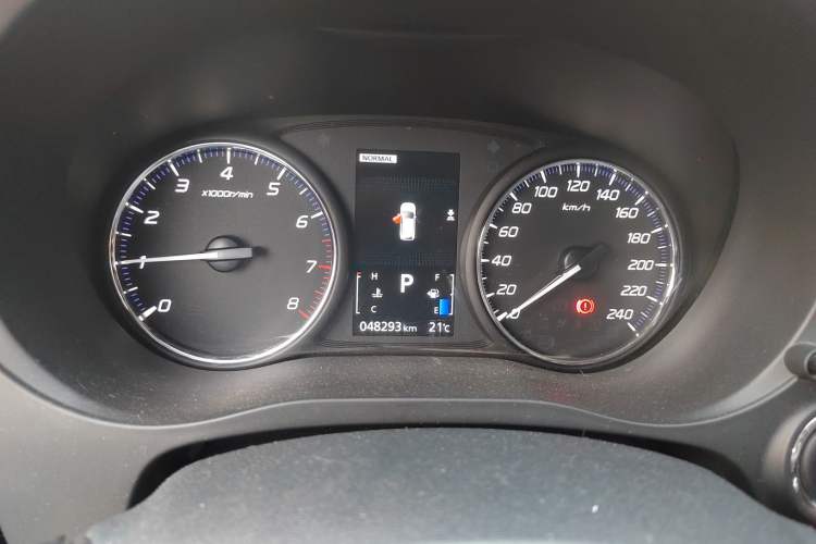 Used Mitsubishi Outlander 2021 2.4L 4x4 Zhi Xiang Edition 7 Seats Instrument Cluster