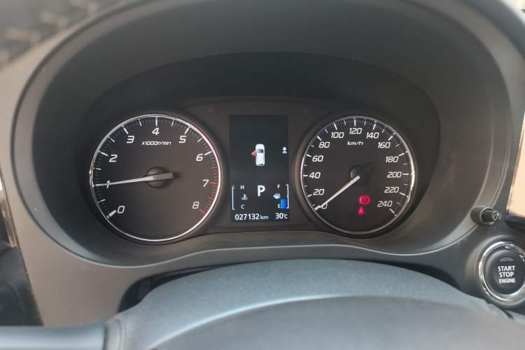 Used Mitsubishi Outlander 2021 Revised Version 2.0L Two-Wheel Drive Enjoyment Edition 5 Seats Instrument Cluster