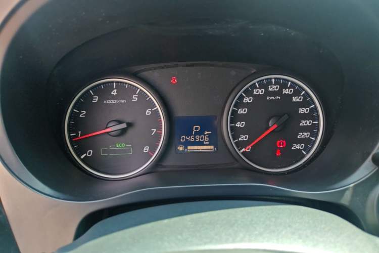 Used Mitsubishi Outlander 2021 Revised Version 2.0L Two-Wheel Drive Comfort Edition 5 Seats Instrument Cluster