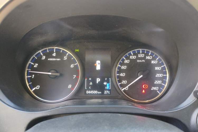 Used Mitsubishi Outlander 2021 Revised Version 2.0L Two-Wheel Drive Enjoyment Edition 5 Seats Instrument Cluster