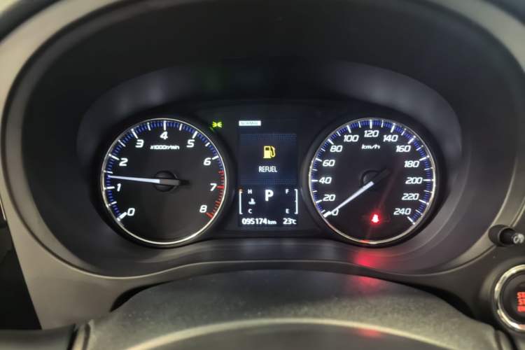 Used Mitsubishi Outlander 2021 2.4L 4x4 Zhi Xiang Edition 7 Seats Instrument Cluster