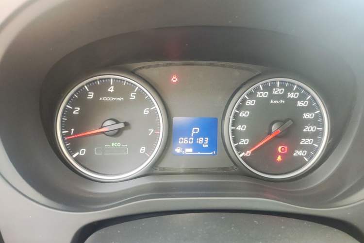 Used Mitsubishi Outlander 2021 2.0L Two-Wheel Drive Comfort Edition 5 Seats Instrument Cluster