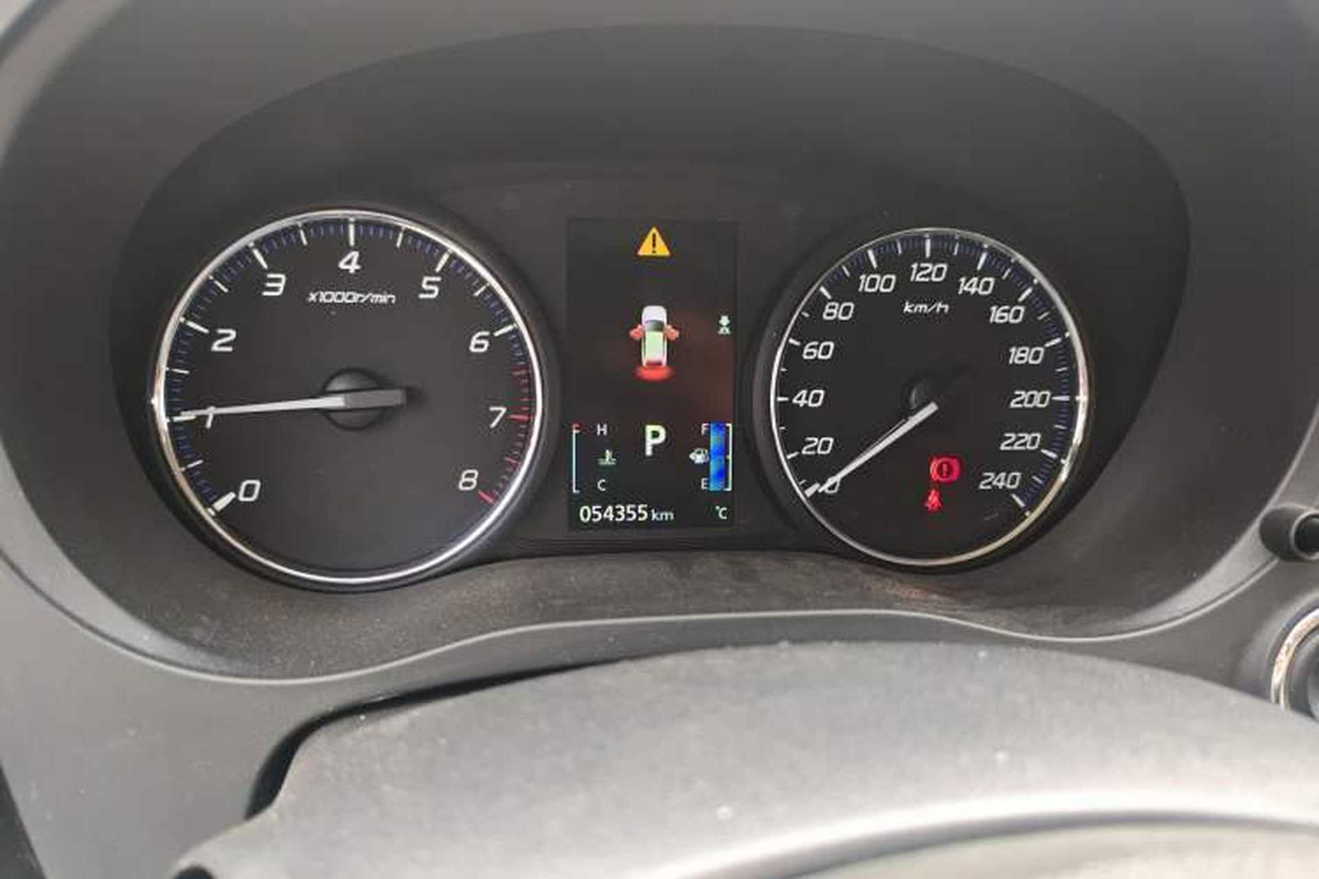 Used Mitsubishi Outlander 2021 2.0L Two-Wheel Drive Comfort Edition 7 Seats Instrument Cluster