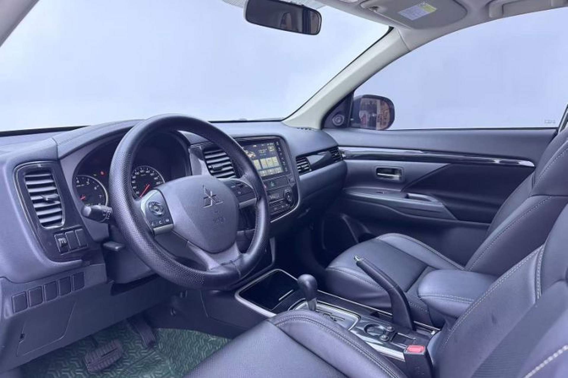 Used Mitsubishi Outlander 2021 2.0L Two-Wheel Drive Comfort Edition 5 Seats Interior 1