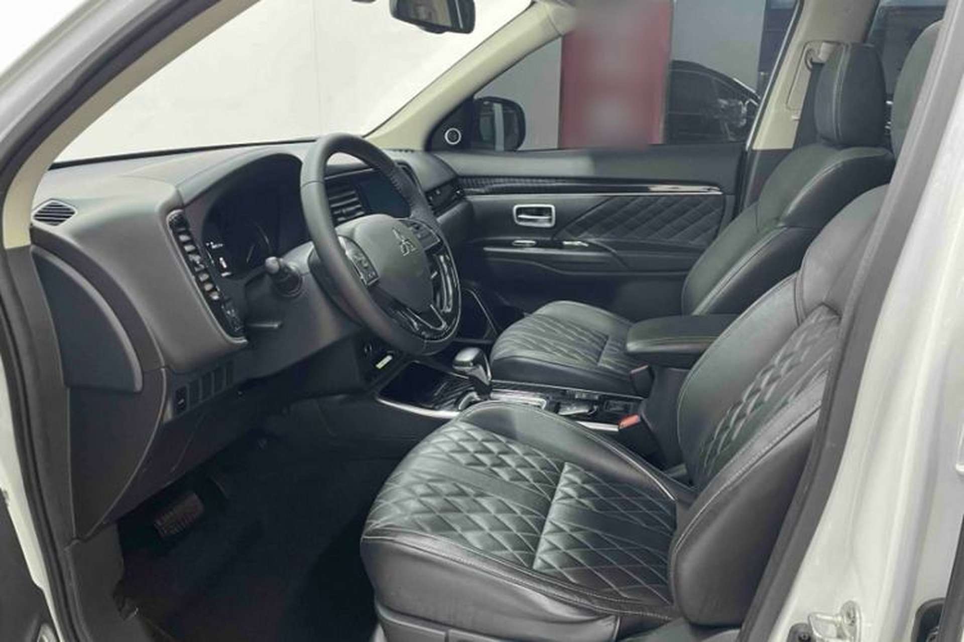 Used Mitsubishi Outlander 2021 2.0L Two-Wheel Drive Comfort Edition 5 Seats Interior 1
