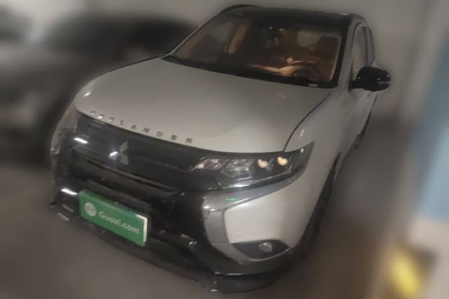 Used Mitsubishi Outlander 2021 2.4L 4x4 DynaDrive Edition 5 Seats