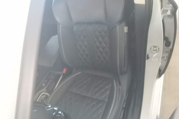 Used Mitsubishi Outlander 2021 Revised Version 2.0L Two-Wheel Drive Enjoyment Edition 5 Seats Left Front Seat