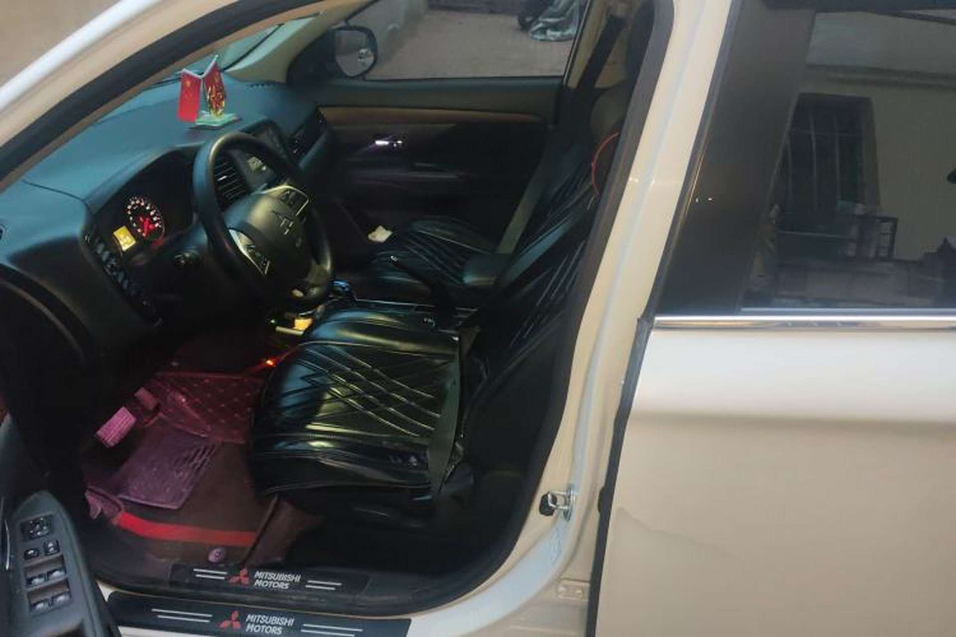Used Mitsubishi Outlander 2021 2.0L Two-Wheel Drive Comfort Edition 5 Seats Left Front Seat