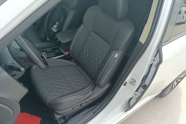 Used Mitsubishi Outlander 2021 2.0L Two-Wheel Drive Comfort Edition 5 Seats Left Front Seat