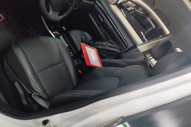 Used Mitsubishi Outlander 2021 Revised Version 2.0L Two-Wheel Drive Comfort Edition 5 Seats Left Front Seat