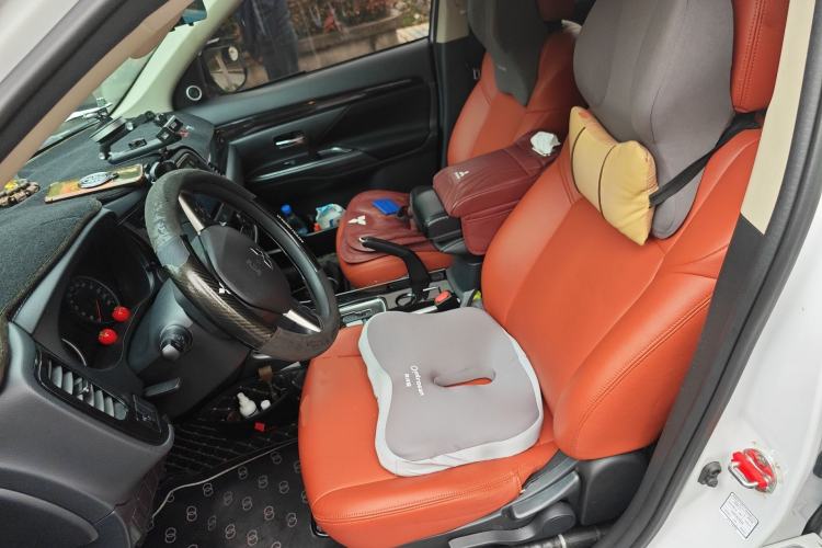 Used Mitsubishi Outlander 2021 Revised Version 2.0L Two-Wheel Drive Comfort Edition 5 Seats Left Front Seat