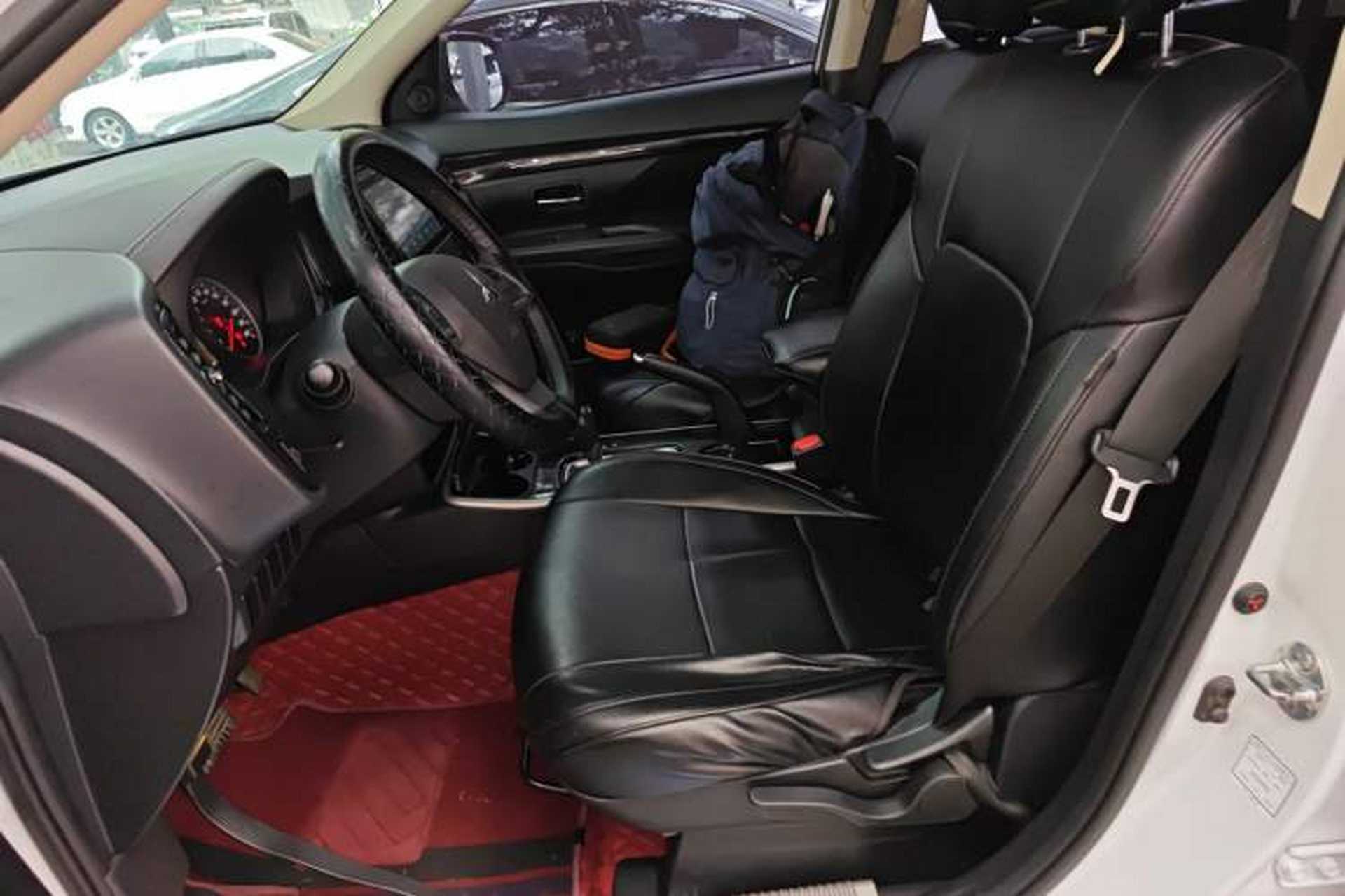 Used Mitsubishi Outlander 2021 Revised Version 2.0L Two-Wheel Drive Comfort Edition 5 Seats Left Front Seat
