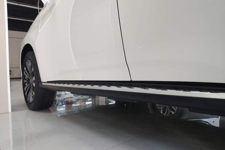 Used Mitsubishi Outlander 2021 2.4L 4x4 Zhi Xiang Edition 7 Seats Left Side Sill