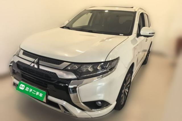 Used Mitsubishi Outlander 2021 2.4L 4x4 Zhi Xiang Edition 7 Seats