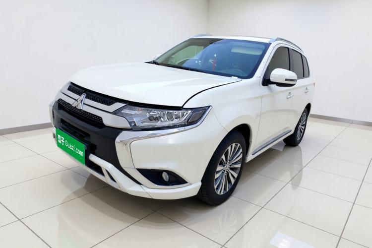 Ojetý Mitsubishi Outlander 2021 Revised Version 2.0L Two-Wheel Drive Enjoyment Edition 5 Seats Guazi used car, China used car export, Used car for sale, Used  cars, Cheapest cars for sale