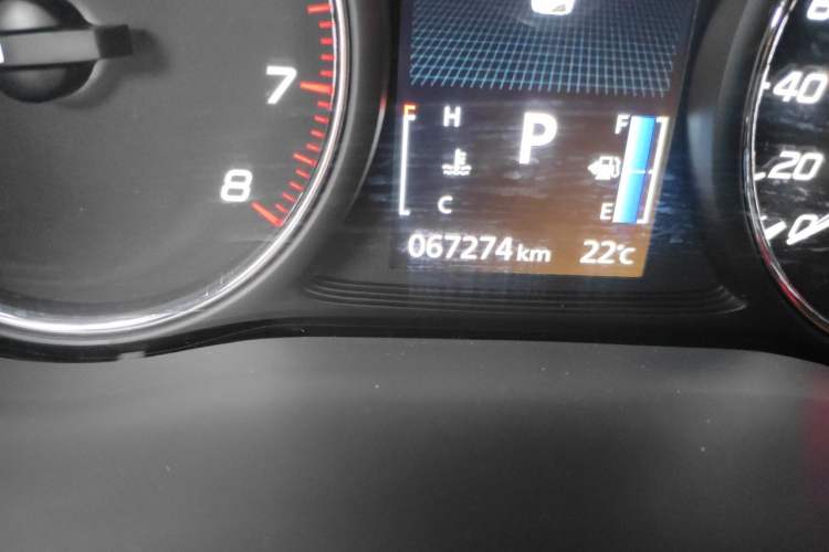 Used Mitsubishi Outlander 2021 Revised Version 2.0L Two-Wheel Drive Enjoyment Edition 5 Seats Odometer Close Up