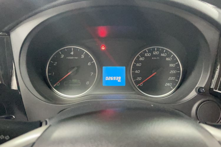 Used Mitsubishi Outlander 2021 2.0L Two-Wheel Drive Comfort Edition 5 Seats Odometer Close Up