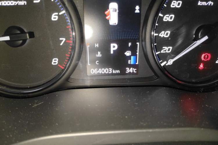 Used Mitsubishi Outlander 2021 Revised Version 2.0L Two-Wheel Drive Enjoyment Edition 5 Seats Odometer Close Up