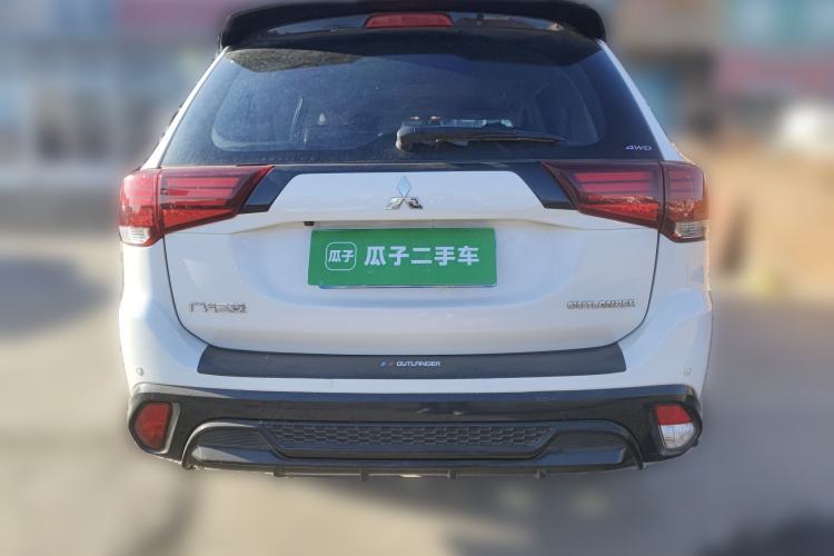 Used Mitsubishi Outlander 2021 2.4L 4x4 DynaDrive Edition 5 Seats Rear