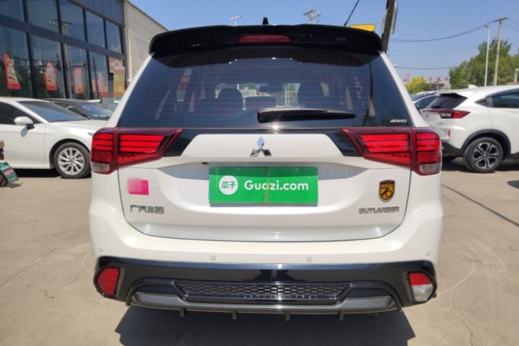 Used Mitsubishi Outlander 2021 2.4L 4x4 DynaDrive Edition 5 Seats Rear