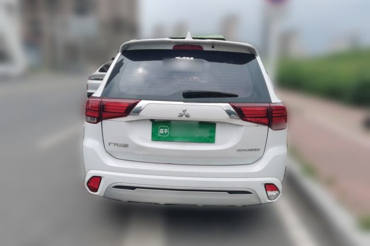 Used Mitsubishi Outlander 2021 2.0L Two-Wheel Drive Comfort Edition 5 Seats Rear