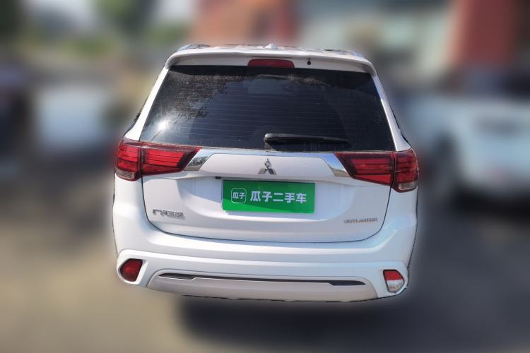 Used Mitsubishi Outlander 2021 2.0L Two-Wheel Drive Comfort Edition 7 Seats Rear