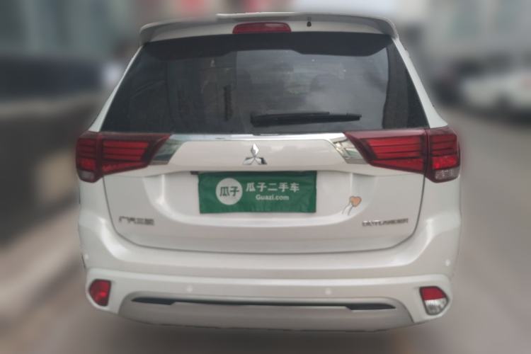 Used Mitsubishi Outlander 2021 2.0L Two-Wheel Drive Comfort Edition 5 Seats Rear