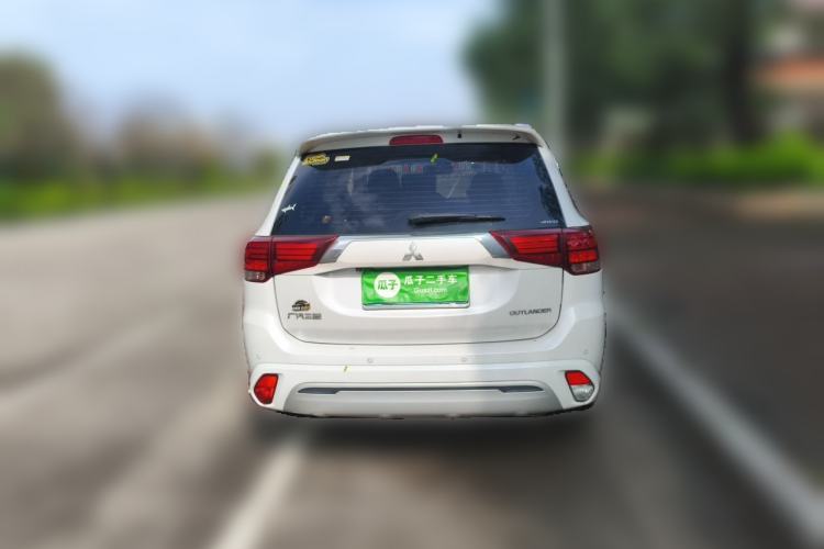 Used Mitsubishi Outlander 2021 2.4L 4x4 Comfort Edition 5 Seats Rear