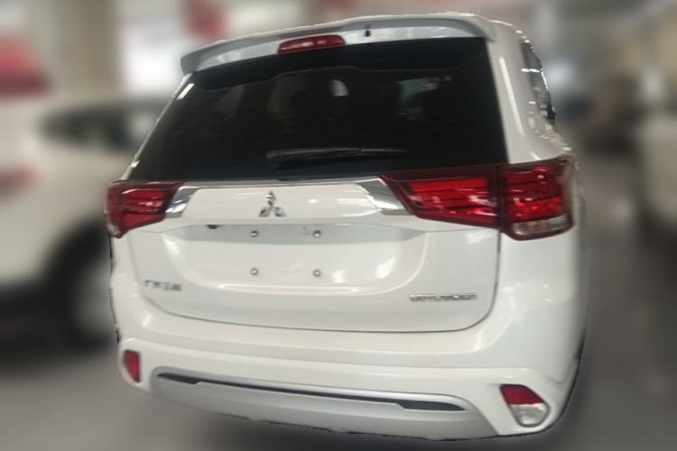 Used Mitsubishi Outlander 2021 2.0L Two-Wheel Drive Comfort Edition 5 Seats Rear