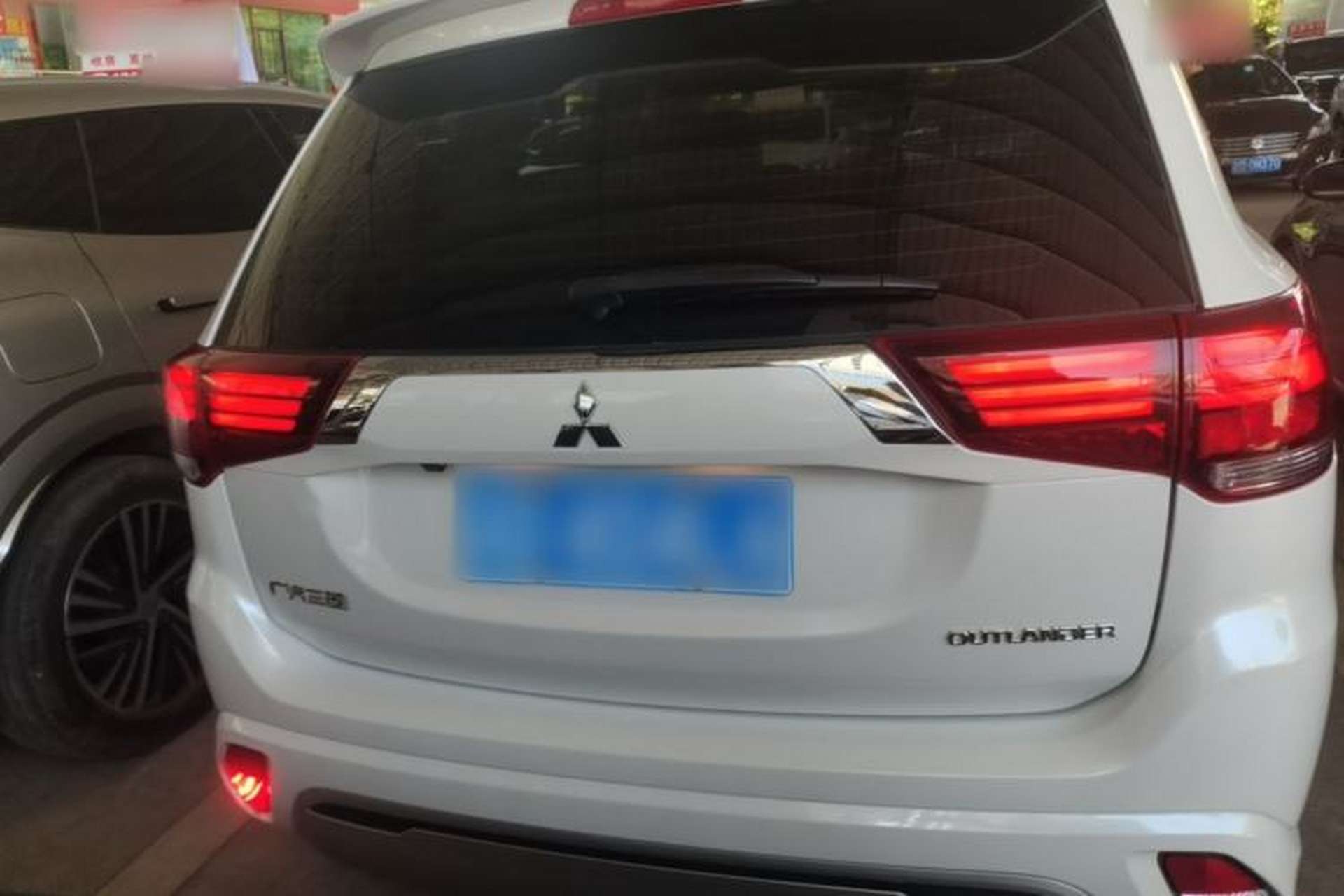 Used Mitsubishi Outlander 2021 Revised Version 2.0L Two-Wheel Drive Enjoyment Edition 5 Seats Rear