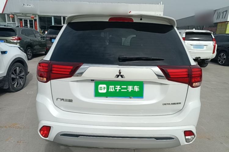 Used Mitsubishi Outlander 2021 2.0L Two-Wheel Drive Comfort Edition 5 Seats Rear
