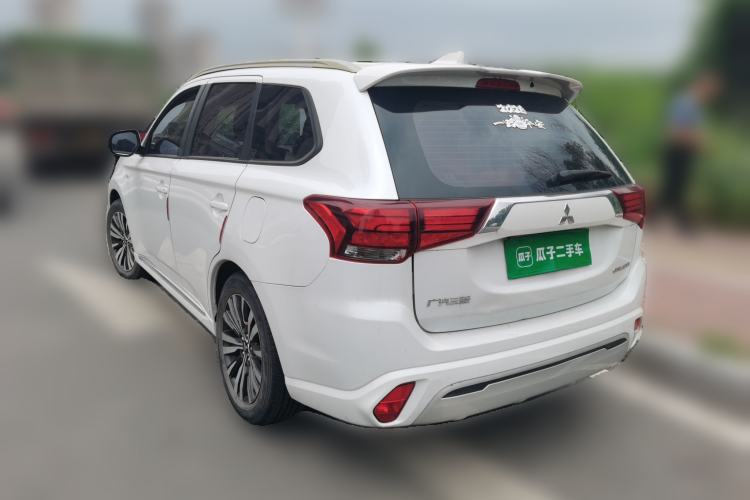 Used Mitsubishi Outlander 2021 2.0L Two-Wheel Drive Comfort Edition 5 Seats Rear Left 45 Deg