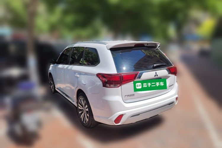 Used Mitsubishi Outlander 2021 2.0L Two-Wheel Drive Comfort Edition 5 Seats Rear Left 45 Deg