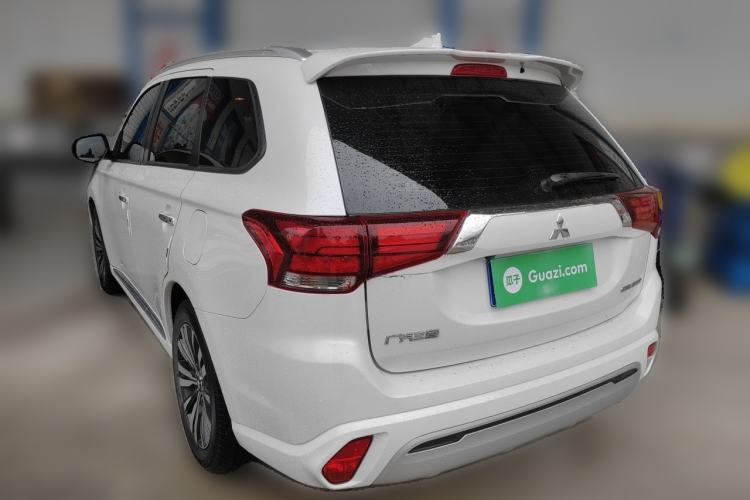 Used Mitsubishi Outlander 2021 Revised Version 2.0L Two-Wheel Drive Enjoyment Edition 5 Seats Rear Left 45 Deg