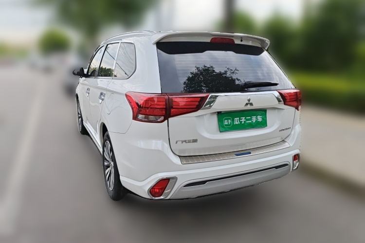 Used Mitsubishi Outlander 2021 2.0L Two-Wheel Drive Comfort Edition 5 Seats Rear Left 45 Deg