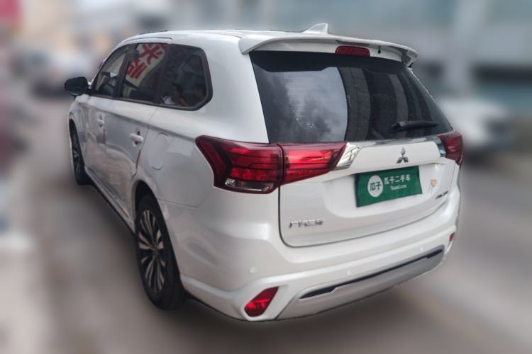 Used Mitsubishi Outlander 2021 2.0L Two-Wheel Drive Comfort Edition 5 Seats Rear Left 45 Deg