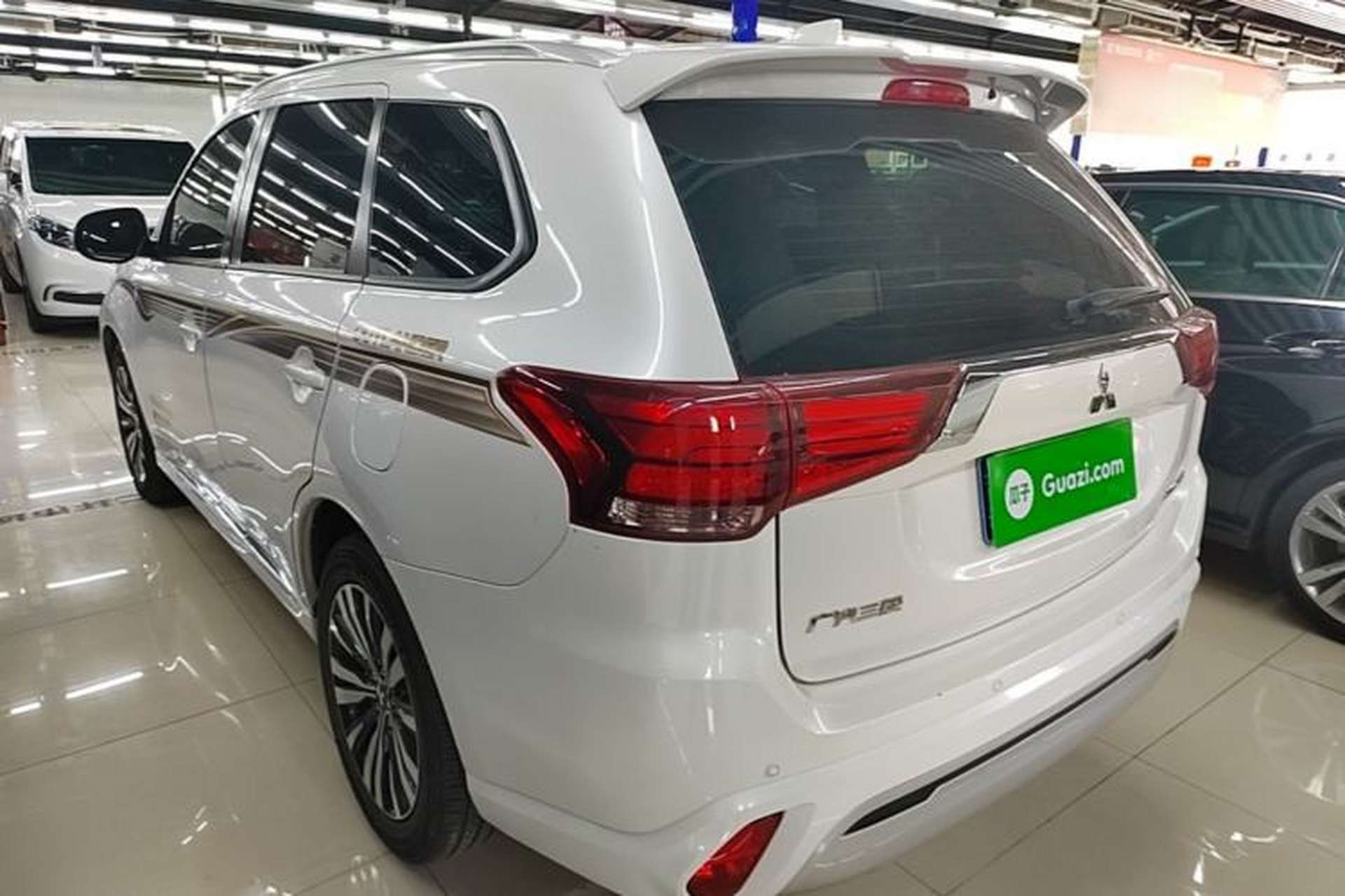 Used Mitsubishi Outlander 2021 2.0L Two-Wheel Drive Comfort Edition 5 Seats Rear Left 45 Deg