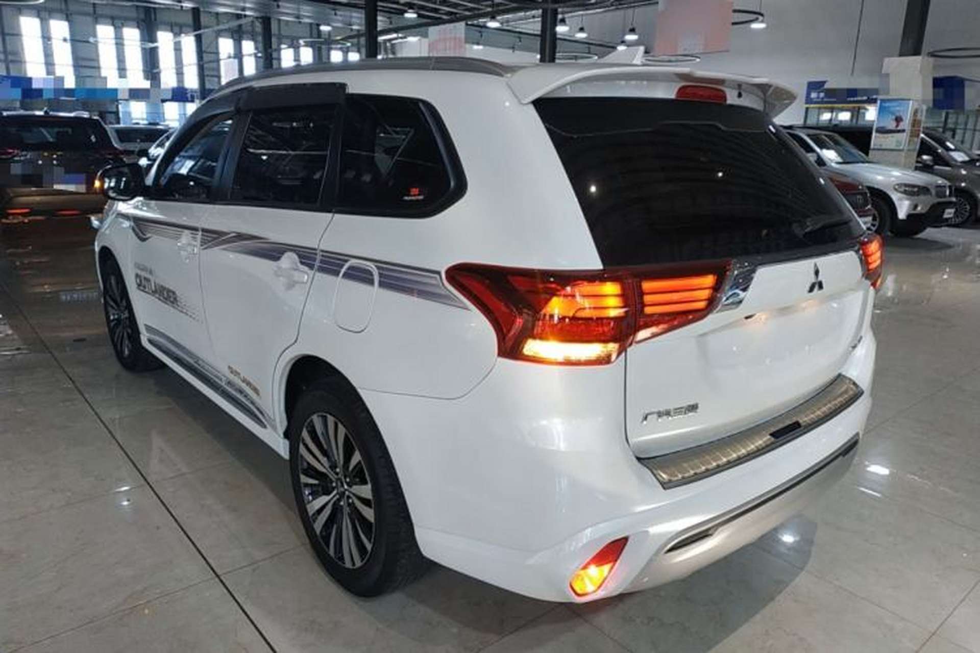 Used Mitsubishi Outlander 2021 Revised Version 2.0L Two-Wheel Drive Enjoyment Edition 5 Seats Rear Left 45 Deg