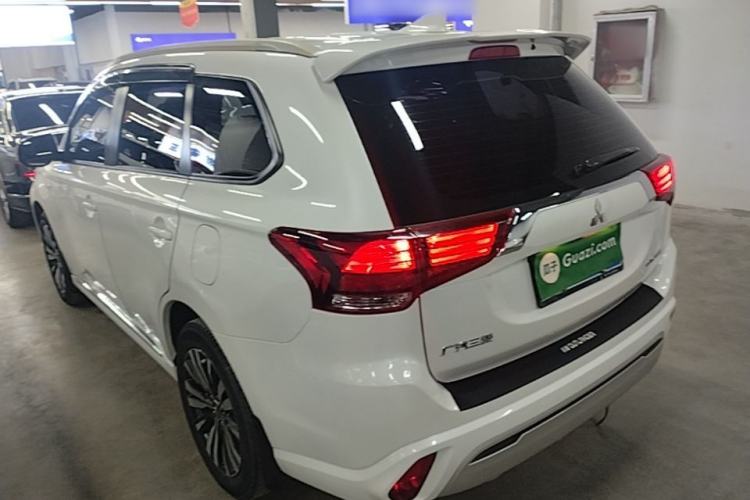 Used Mitsubishi Outlander 2021 Revised Version 2.0L Two-Wheel Drive Comfort Edition 5 Seats Rear Left 45 Deg