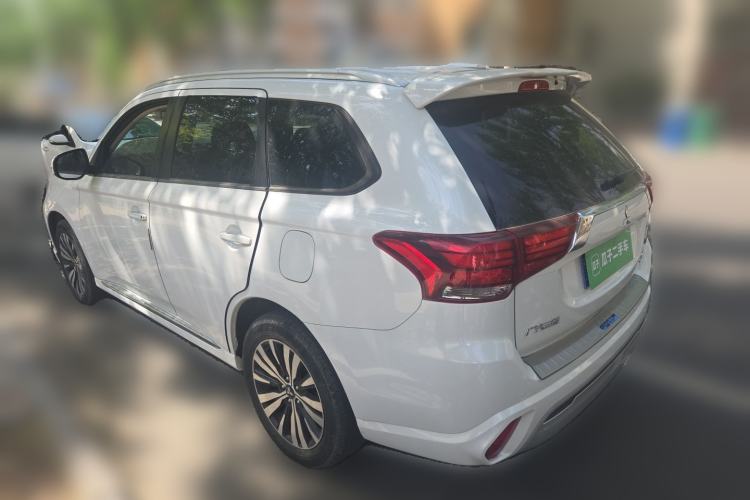 Used Mitsubishi Outlander 2021 Revised Version 2.0L Two-Wheel Drive Enjoyment Edition 5 Seats Rear Left 45 Deg