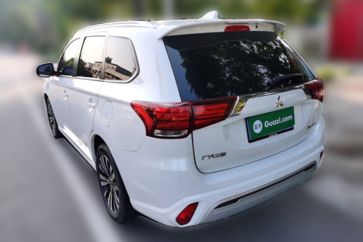 Used Mitsubishi Outlander 2021 Revised Version 2.0L Two-Wheel Drive Enjoyment Edition 5 Seats Rear Left 45 Deg