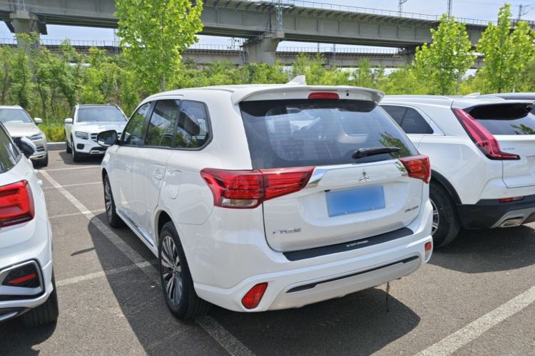 Used Mitsubishi Outlander 2021 Revised Version 2.0L Two-Wheel Drive Comfort Edition 5 Seats Rear Left 45 Deg