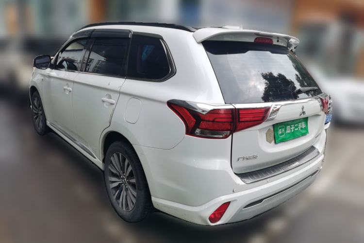 Used Mitsubishi Outlander 2021 Revised Version 2.0L Two-Wheel Drive Comfort Edition 5 Seats Rear Left 45 Deg