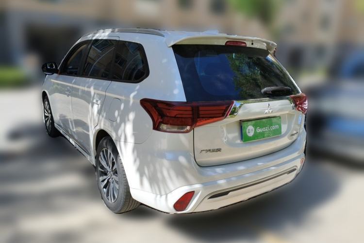 Used Mitsubishi Outlander 2021 Revised Version 2.0L Two-Wheel Drive Enjoyment Edition 5 Seats Rear Left 45 Deg