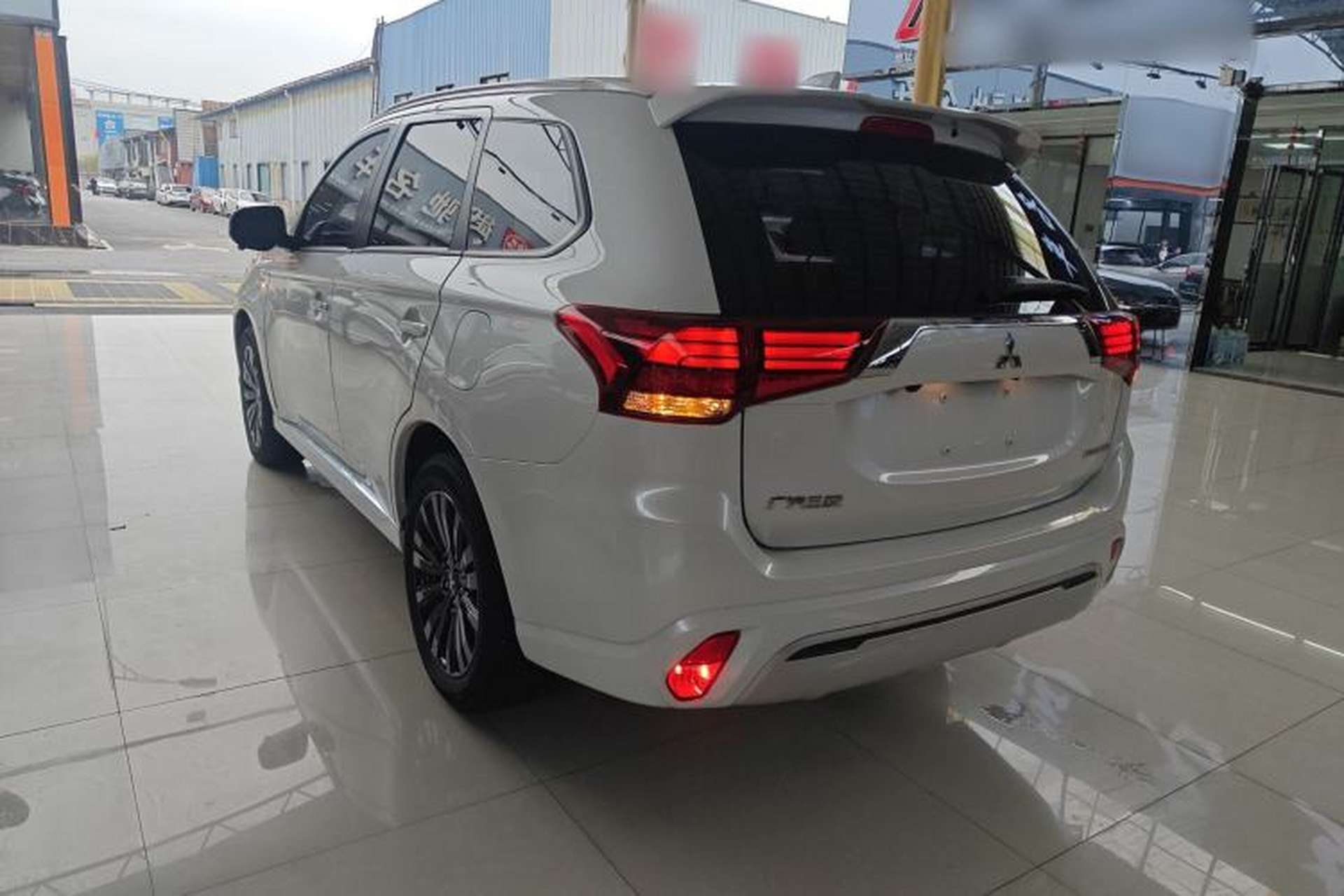 Used Mitsubishi Outlander 2021 2.0L Two-Wheel Drive Comfort Edition 5 Seats Rear Left 45 Deg