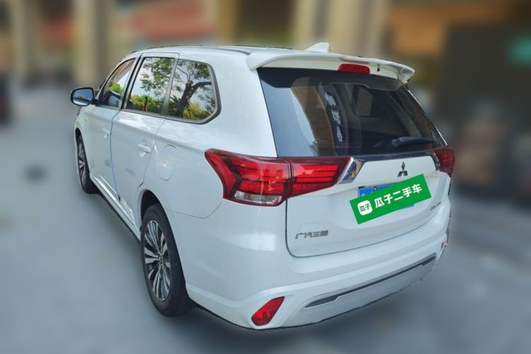 Used Mitsubishi Outlander 2021 2.0L Two-Wheel Drive Comfort Edition 5 Seats Rear Left 45 Deg